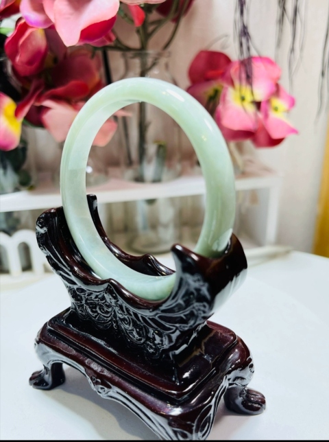 古玩玉器現代翡翠手鐲拍賣，當前價格2600元