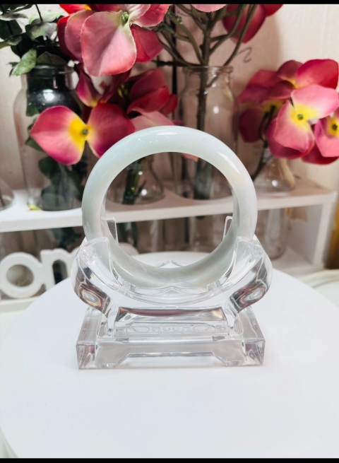 古玩玉器天然翡翠手鐲拍賣,當(dāng)前價(jià)格3000元