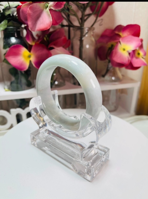 古玩玉器天然翡翠手鐲拍賣,當(dāng)前價(jià)格3000元