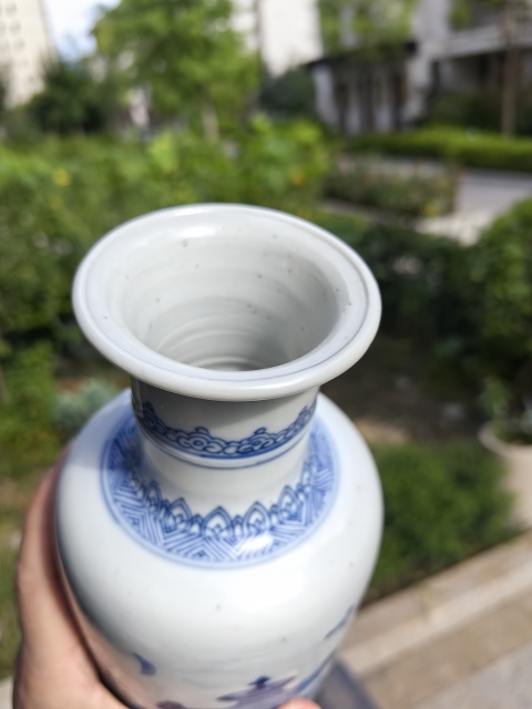 古玩陶瓷清康熙青花博古紋棒槌瓶拍賣，當前價格29800元