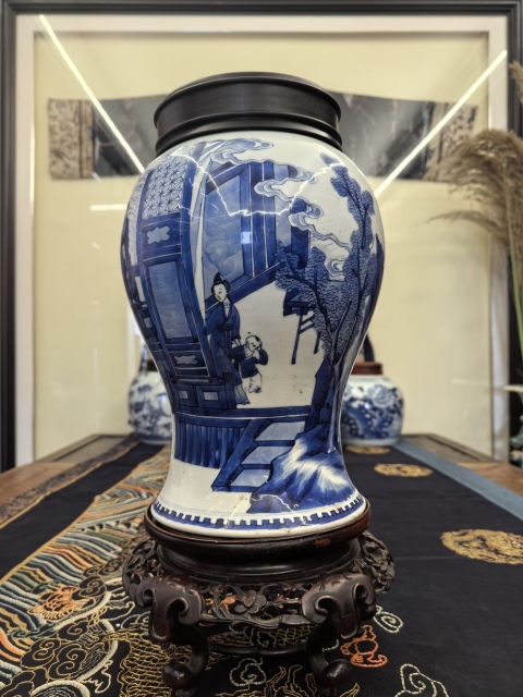 古玩陶瓷康熙(翠毛藍)青花(西廂記)截口花觚拍賣,當前價格98888元