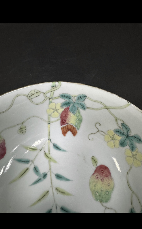 古玩陶瓷竹蝶癩瓜紋粉彩碗拍賣,當前價格13888元