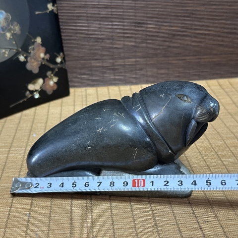 古玩玉器煤晶石雕“海豹”擺件拍賣,當前價格999元