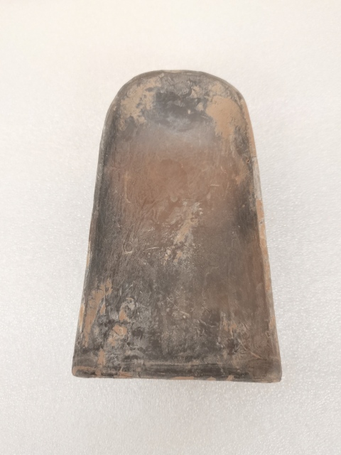 古玩雜項(xiàng)唐代灰陶箕形硯拍賣,當(dāng)前價(jià)格2800元