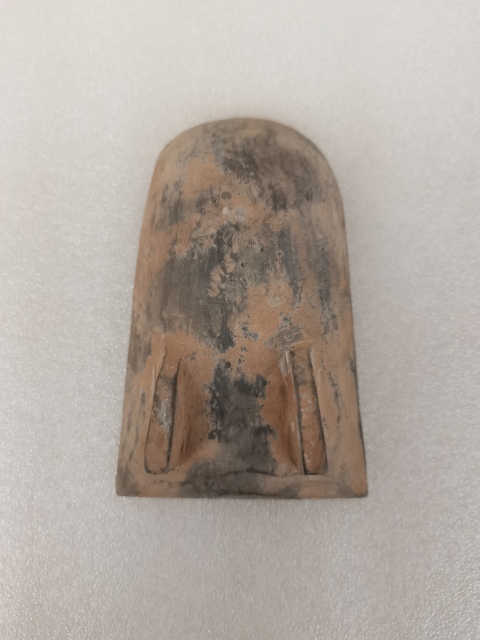 古玩雜項(xiàng)唐代灰陶箕形硯拍賣,當(dāng)前價(jià)格2800元