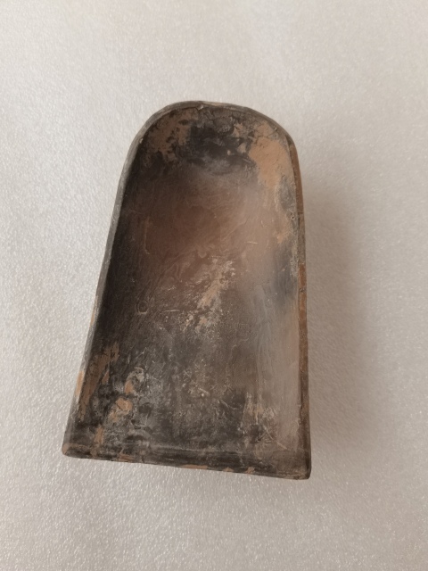 古玩雜項(xiàng)唐代灰陶箕形硯拍賣,當(dāng)前價(jià)格2800元