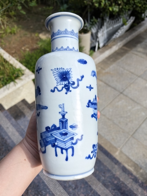 古玩陶瓷清康熙青花博古紋棒槌瓶拍賣，當前價格29800元