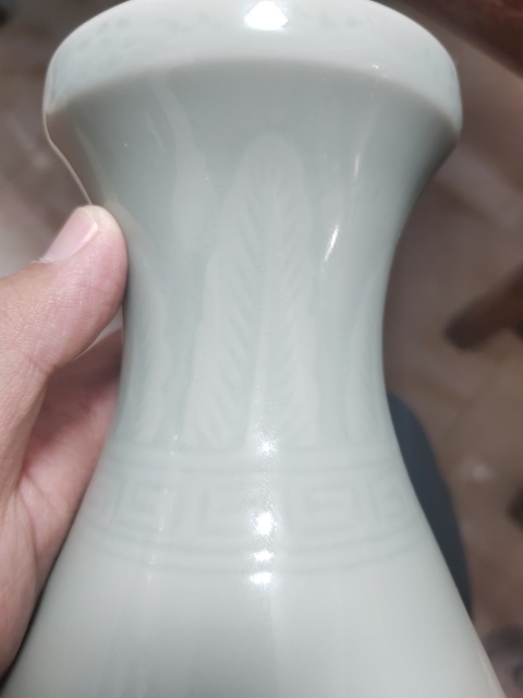 古玩陶瓷青釉瓶拍賣，當(dāng)前價(jià)格2500元