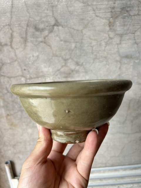 古玩陶瓷龍泉窯青釉印花碗拍賣,當(dāng)前價(jià)格288元
