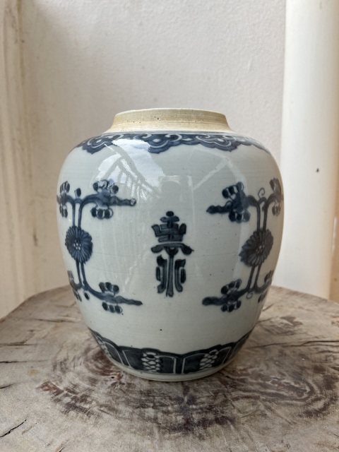 古玩陶瓷清早期康熙花間壽大罐拍賣,當前價格3999元