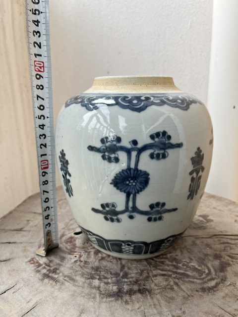 古玩陶瓷清早期康熙花間壽大罐拍賣,當前價格3999元