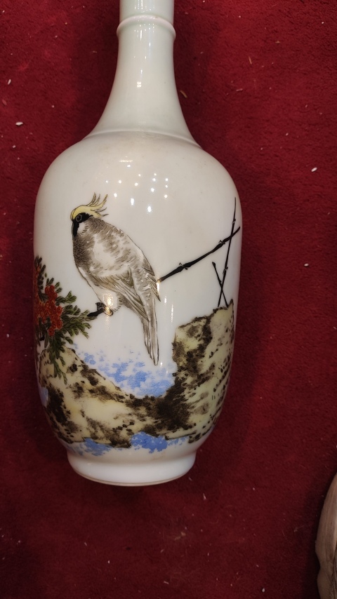 古玩陶瓷名家鄒甫仁繪畫花鳥紋瓶拍賣，當(dāng)前價(jià)格25000元
