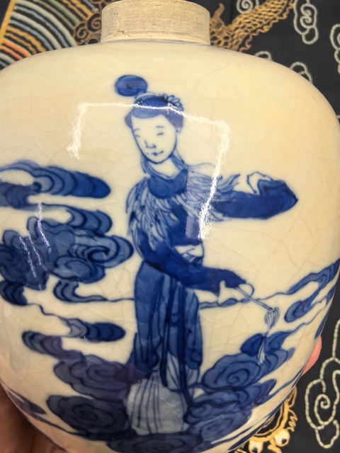 古玩陶瓷清中期煨瓷(袁公拜玄女)蓋罐拍賣,當前價格13888元