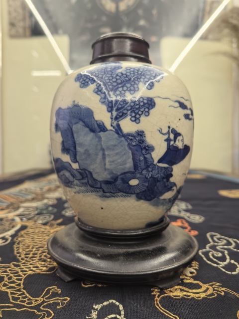 古玩陶瓷清中期煨瓷(袁公拜玄女)蓋罐拍賣,當前價格13888元