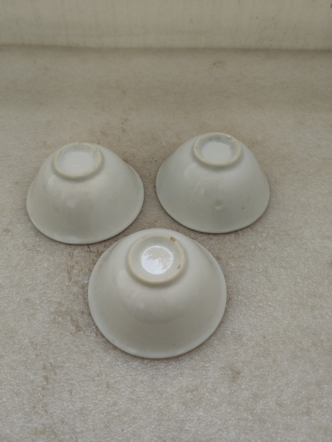 古玩陶瓷白釉撇口杯拍賣,當(dāng)前價(jià)格260元