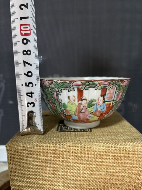 古玩陶瓷清中晚期廣彩人物故事紋瓜棱茶碗拍賣,當前價格985元