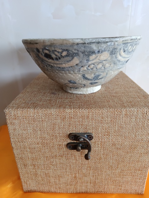 古玩陶瓷元末青花海水紋深腹碗拍賣,當前價格980元