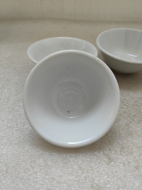 古玩陶瓷白釉撇口杯拍賣,當(dāng)前價(jià)格260元