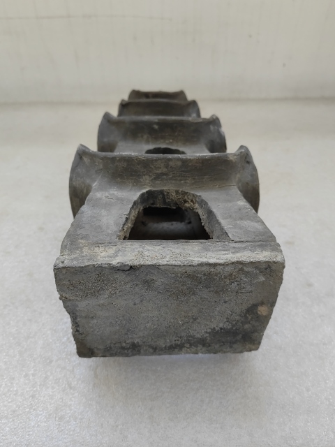 古玩陶瓷黑陶塔拍賣,當(dāng)前價格450元