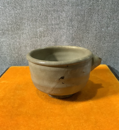 古玩陶瓷長沙窯點彩水注拍賣,當前價格0元