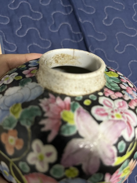 古玩陶瓷(保真卡)民國·墨地百花不落地罐拍賣,當前價格3888元
