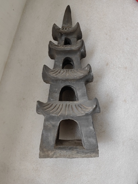 古玩陶瓷黑陶塔拍賣,當(dāng)前價格450元
