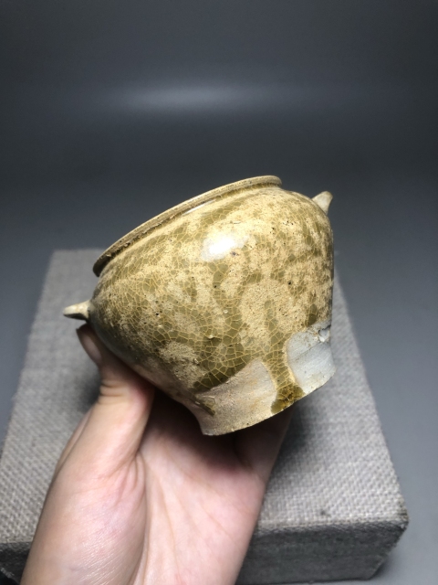 古玩陶瓷青瓷雙系罐拍賣,當前價格1800元