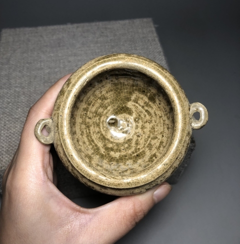 古玩陶瓷青瓷雙系罐拍賣,當前價格1800元