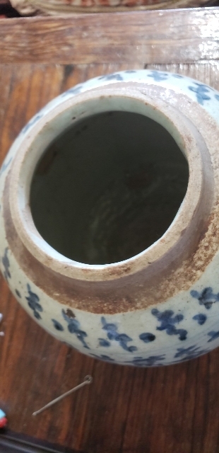 古玩陶瓷青花纏枝花紋罐拍賣(mài),當(dāng)前價(jià)格450元