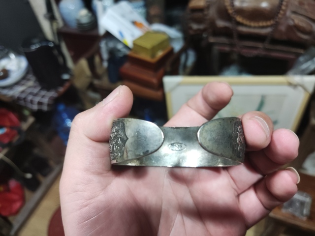 古玩雜項白銅鍍銀手鐲拍賣,當前價格188元