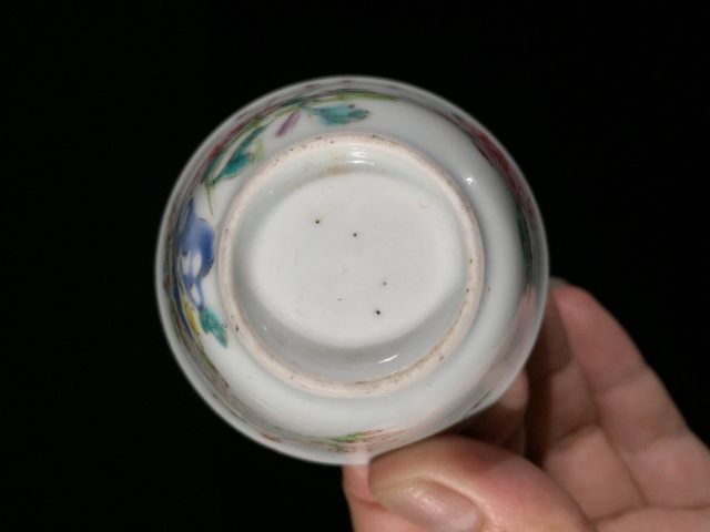 古玩陶瓷雍正錦雞富貴牡丹粉彩杯拍賣，當前價格2680元