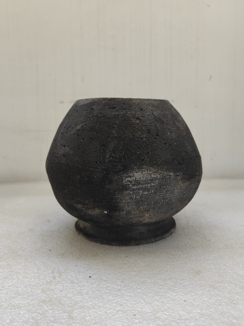 古玩陶瓷黑陶罐拍賣，當前價格450元
