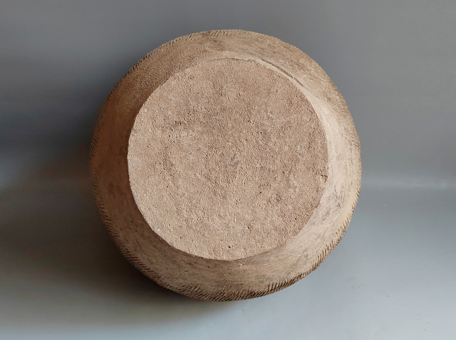 古玩陶瓷戰(zhàn)漢繩紋大罐拍賣,當(dāng)前價(jià)格1866元