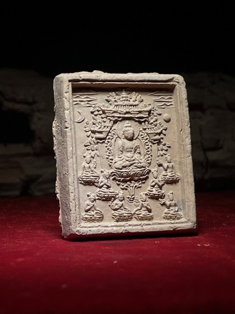 古玩雜項清代.坐佛與八大菩薩像(比如寺出,書上同款)拍賣,當前價格680元