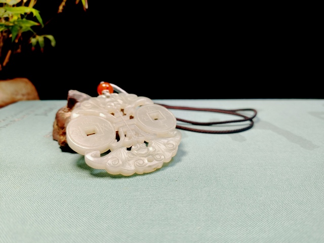 古玩玉器(一口價(jià)放漏)清代和田玉雕“福壽雙全”佩拍賣,當(dāng)前價(jià)格5000元