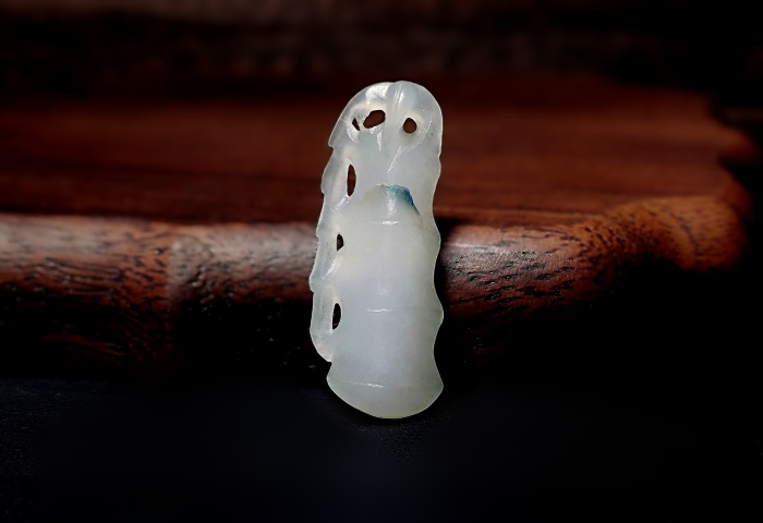 古玩玉器清代·和田玉“竹報(bào)平安”拍賣,當(dāng)前價(jià)格2300元