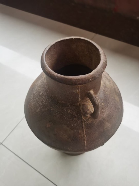 古玩雜項晚清民國鐵瓶拍賣,當前價格2000元
