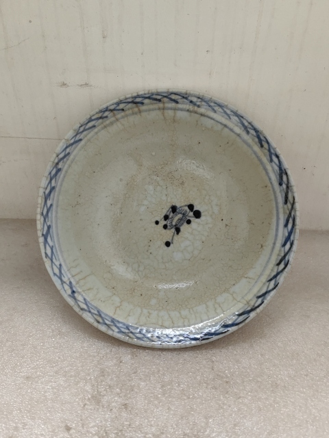 古玩陶瓷哥釉青花牡丹紋折沿碗拍賣，當前價格998元