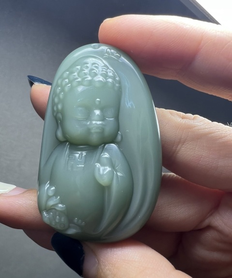 古玩玉器和田玉雕“寶寶佛”掛件拍賣,當前價格6999元