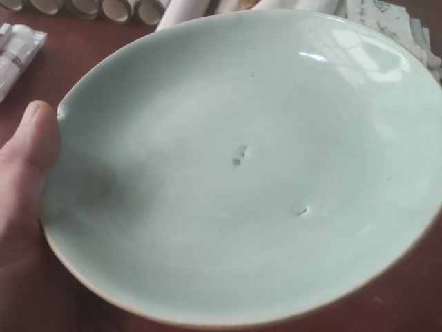 古玩陶瓷清中期豆青釉盤拍賣,當前價格188元