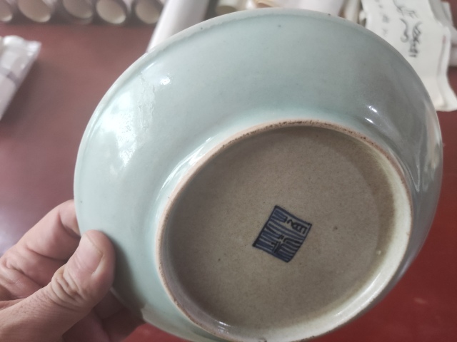 古玩陶瓷清中期豆青釉盤拍賣,當前價格188元