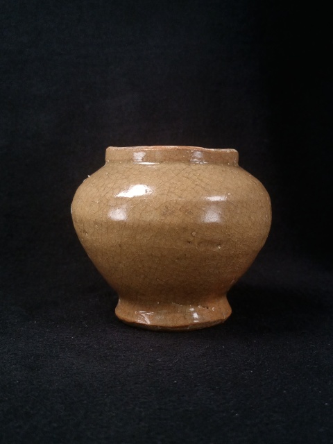 古玩陶瓷龍泉窯青釉罐拍賣(mài)，當(dāng)前價(jià)格1500元
