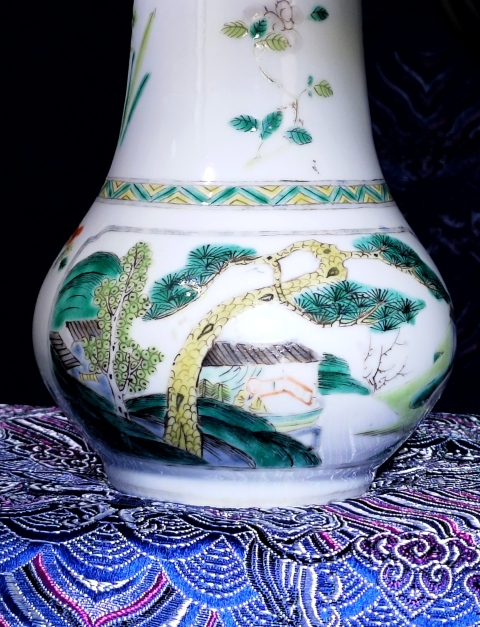 古玩陶瓷五彩山水花卉紋長頸瓶拍賣，當前價格8800元