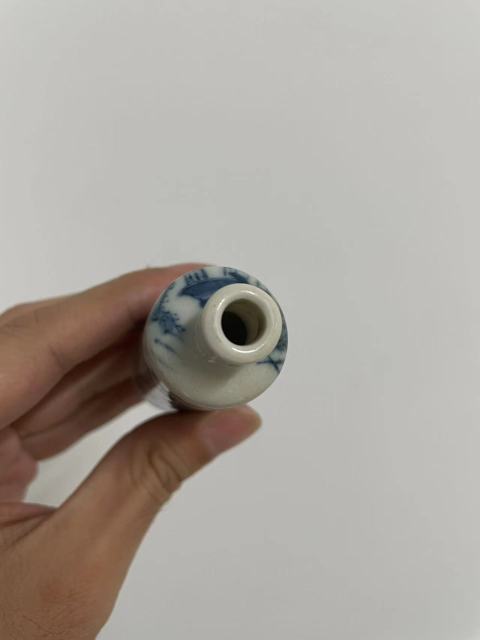 古玩陶瓷青花斗彩人物鼻煙壺拍賣,當前價格13000元