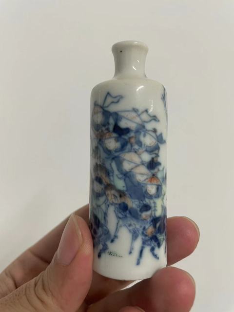 古玩陶瓷青花斗彩人物鼻煙壺拍賣,當前價格13000元