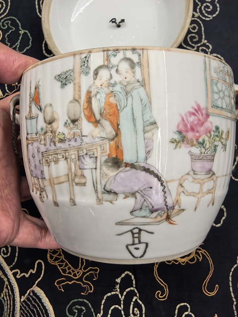 古玩陶瓷清光緒名家（高心田）淺絳彩粥罐拍賣(mài)，當(dāng)前價(jià)格18888元