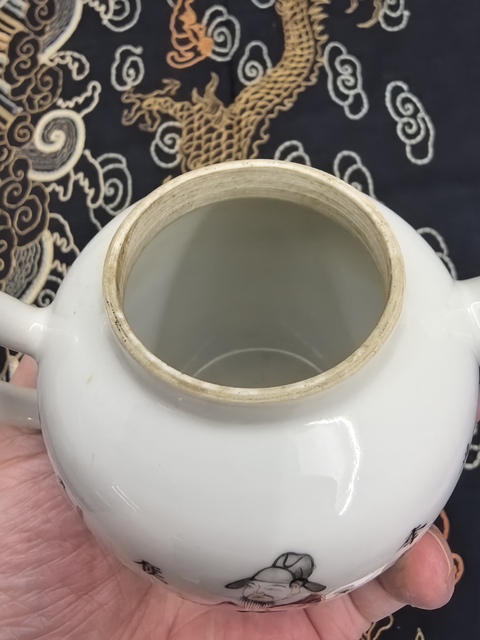 古玩陶瓷道咸粉彩無雙譜人物茶壺拍賣,當前價格18888元