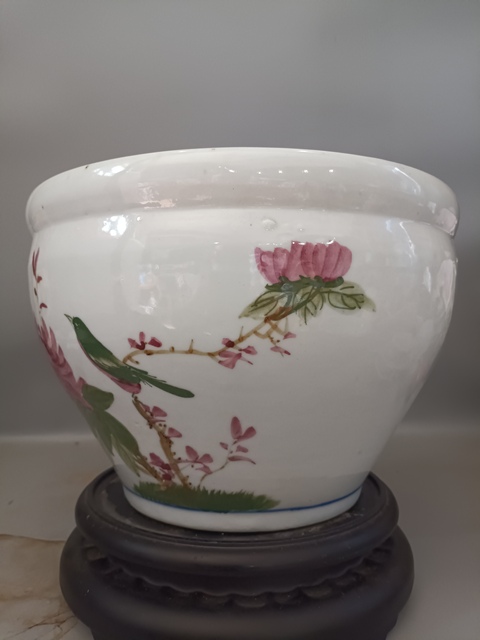 古玩陶瓷花鳥紋缸拍賣,當前價格0元