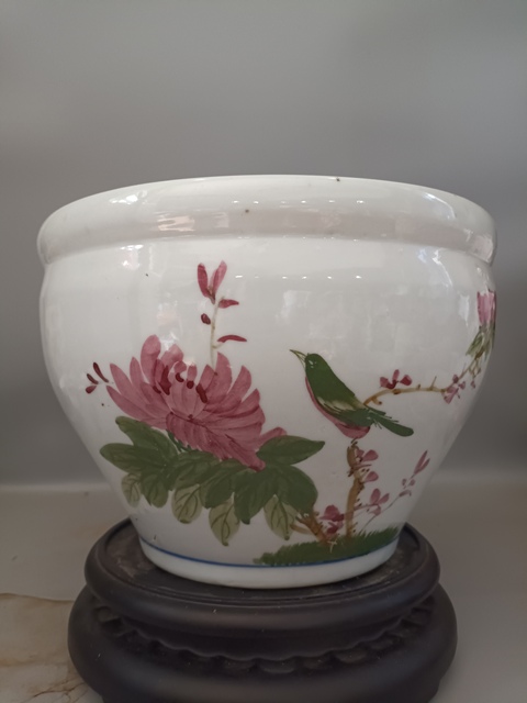 古玩陶瓷花鳥紋缸拍賣,當前價格0元