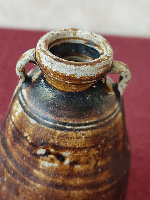 古玩陶瓷雙系瓶拍賣,當前價格1800元